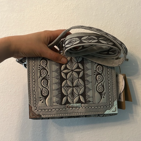 Banda Bags Crossbody Purse - Picture 5 of 6